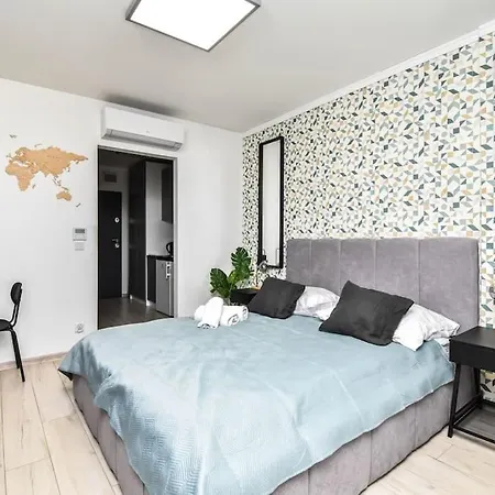 Easy Rent Apartments- Smart 705, 24h Check-in