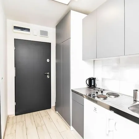 Easy Rent Apartments- Smart 705, 24h Check-in